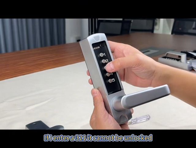 1415　18BOX Amazon.com: VEVOR Mechanical Keyless Entry Door Lock, 2.0 Code